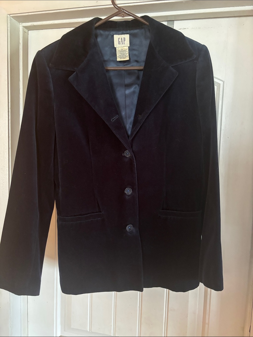 GAP Women's Black Velvet Blazer